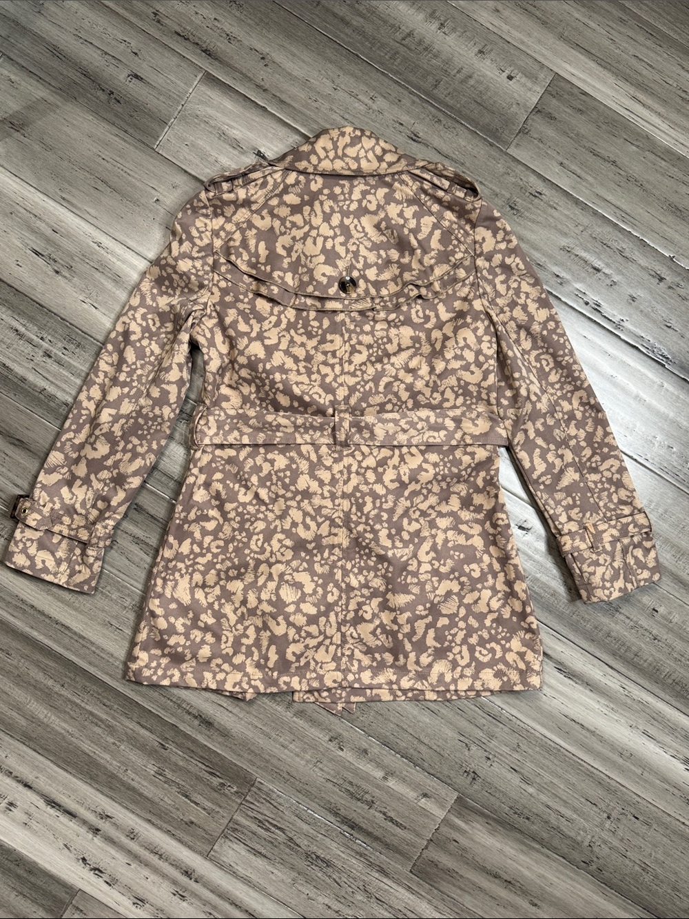 ANTHROPOLOGIE DAUGHTERS OF THE LIBERATION SUBTLE SURVIVAL LEOPARD PRINT COAT - Picture 12 of 15
